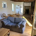 Chez Renou Et Prosperou Maison Typique Du Sarladait Feriehus