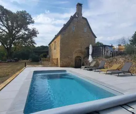 Chez Renou Et Prosperou Maison Typique Du Sarladait Holiday home *